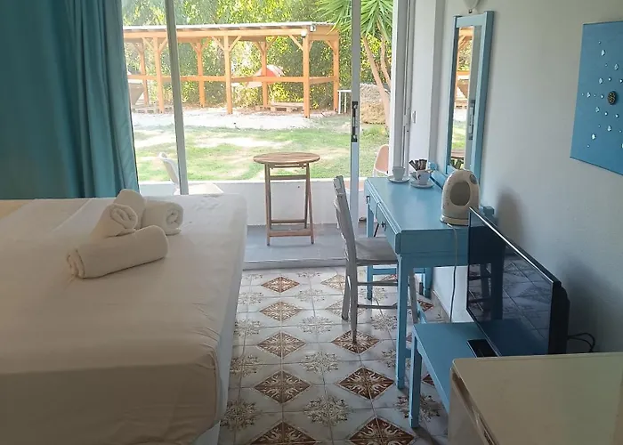 Trees Art & 3* Ixia (Rhodes)