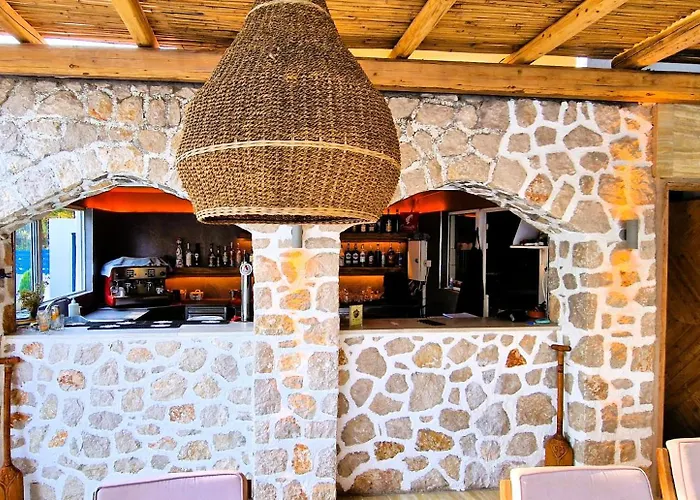 Hotel Trees Art & Ixia (Rhodes)