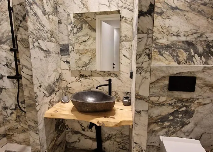 ホテル Trees Art & イキソス